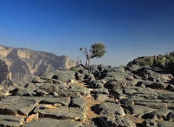 oman/al-batinah-south-governorate/landmark/jabal-shams-view-point-3