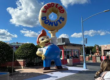 florida/orlando/landmark/lard-lad-statue