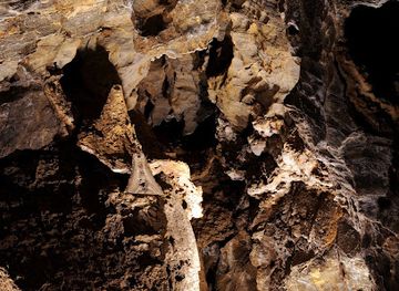 czechia/moravia/landmark/zbrasovske-aragonite-caves