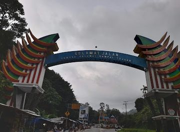 indonesia/west-sumatra/landmark/tugu-perbatasan-padang-painan