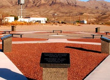 new-mexico/truth-or-consequences/landmark/walk-of-education-at-veterans-memorial-park