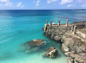 northern-mariana-islands/rota/landmark/taga-beach