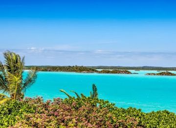 turks-and-caicos-islands/east-caicos/landmark/east-caicos-blue-hole