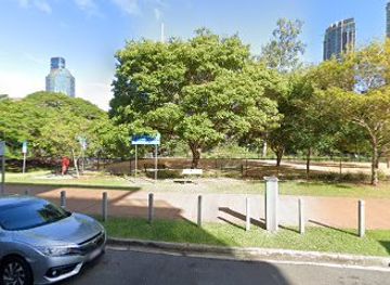 australia/brisbane/kangaroo-point/landmark/james-warner-kangaroo-point-natural-history-trail