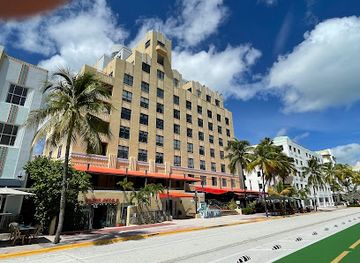 florida/miami/south-beach/landmark/ocean-drive-miami-beach