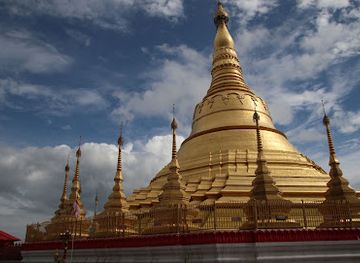 myanmar-burma/central-myanmar/landmark/tachileik-shwedagon-pagoda