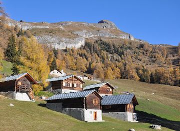 switzerland/crans-montana/landmark/hameau-de-colombire