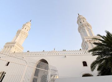 saudi-arabia/medina/landmark/masjid-al-qiblatain