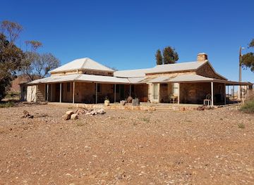 australia/flinders-ranges/landmark/mount-little-station