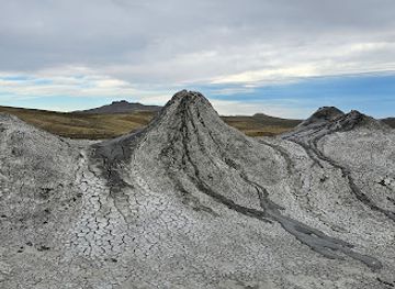 azerbaijan/ali-bayramli/landmark/mud-volcano-tourist-park