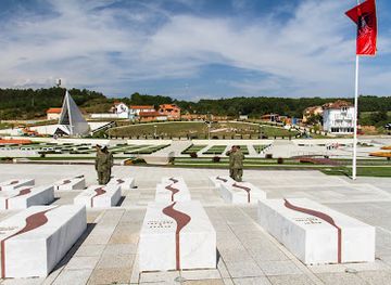 kosovo/podujevo/landmark/memorial-complex-adem-jashari