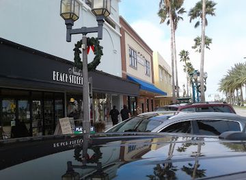 florida/daytona-beach/landmark/nicole-s-beach-street-mall