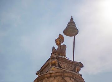 nepal/mahakali-zone/landmark/statue-of-king-bhupatindra-malla