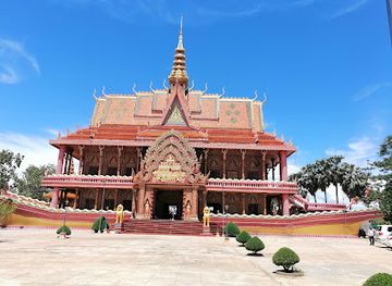 cambodia/kampong-thom/landmark/sampow-trailok-traileak
