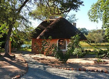 namibia/kavango-east/landmark/mobola-island-lodge