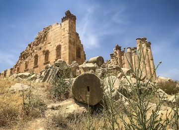 jordan/ajloun-forest-reserve/landmark/temple-of-zeus