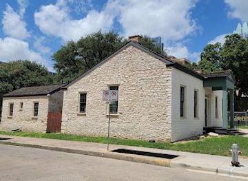 texas/central-texas/landmark/brush-square-o-henry-museum