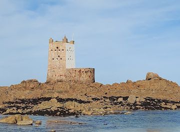 jersey/portelet-bay/landmark/seymour-tower