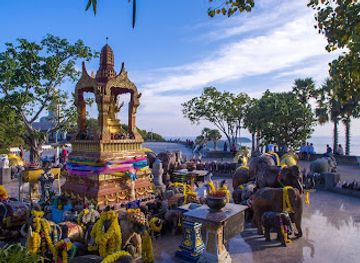 thailand/phuket/rawai/landmark/phra-phrom-square