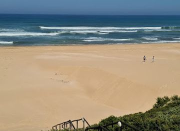 south-africa/east-london/landmark/cove-rock-beach-east-london