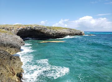 turks-and-caicos-islands/middle-caicos/landmark/juniper-hole