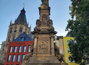 germany/cologne/landmark/jan-von-werth-brunnen-koln