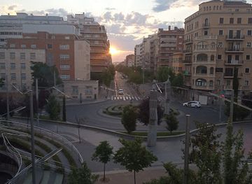 spain/lleida/landmark/placa-ricard-vines