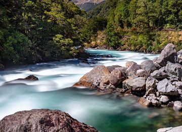 new-zealand/fiordland-national-park/landmark/falls-creek-falls