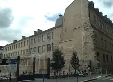 Old Wall of Paris