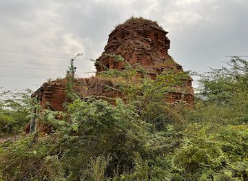 india/andhra-pradesh/landmark/ancient-historical-shiva-temple