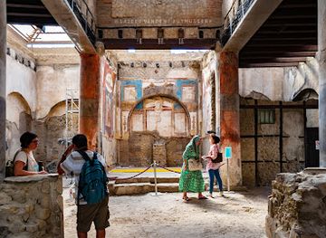 italy/herculaneum/landmark/teatro-di-herculaneum