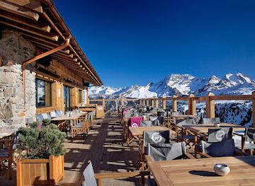 france/courchevel/landmark/cave-des-creux