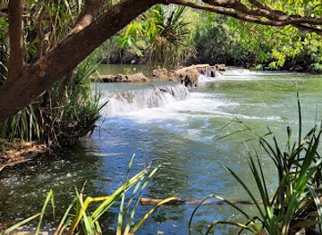 australia/top-end/landmark/mataranka-falls
