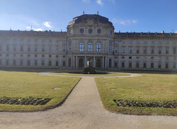 germany/wurzburg/residenz/landmark/brunnen-an-der-residenz