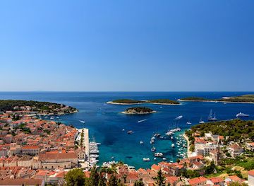 croatia/hvar-island/landmark/fortica-fortress