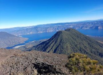 guatemala/chichicastenango/landmark/volcan-atitlan