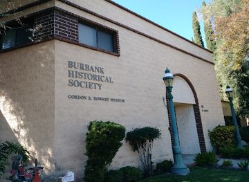 california/burbank/landmark/gordon-r-howard-museum