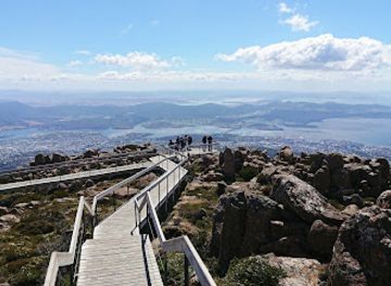 australia/mount-wellington/landmark/kunanyi-mt-wellington-explorer-bus