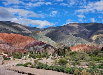 argentina/purmamarca/landmark/mirador-cartel-purmamarca