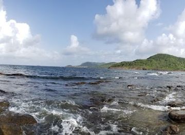 saint-lucia/gros-islet-quarter/landmark/cas-en-bas-beach
