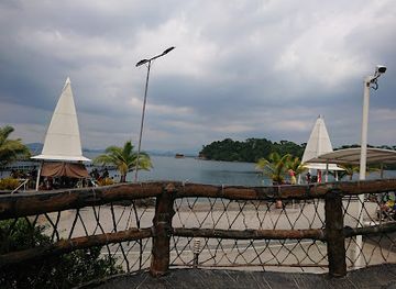 philippines/subic/landmark/adventure-beach-waterpark-subic-bay