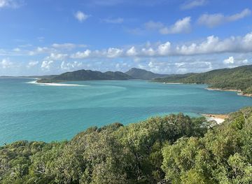 australia/airlie-beach/landmark/ozsail