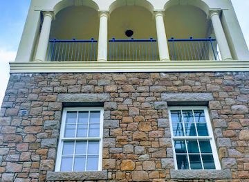 jersey/les-dirouilles/landmark/jersey-museum-art-gallery-and-victorian-house