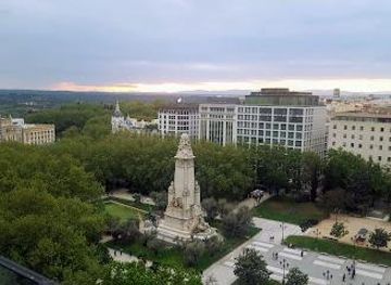 spain/canary-islands/landmark/pl-de-espana-4-7