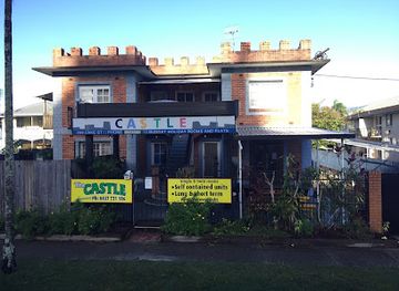 australia/cairns/landmark/travellers-castle