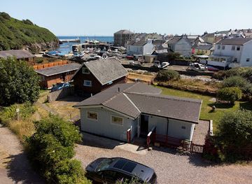 isle-of-man/laxey/landmark/laxey-harbour-chalet