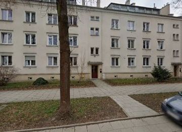 poland/krakow/nowa-huta/landmark/najstarszy-budynek-mieszkalny-nowej-huty