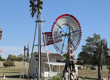 oklahoma/panhandle/landmark/shattuck-windmill-museum
