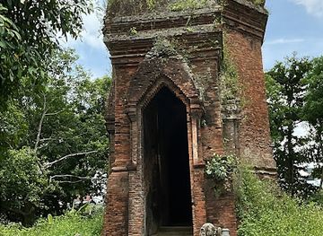 vietnam/tam-ky/landmark/thap-bang-an