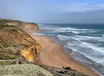 australia/great-ocean-road/landmark/gibson-steps